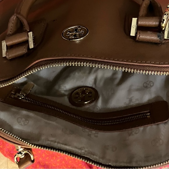 Tory Burch Robinson Dome Satchel - Picture 4 of 7